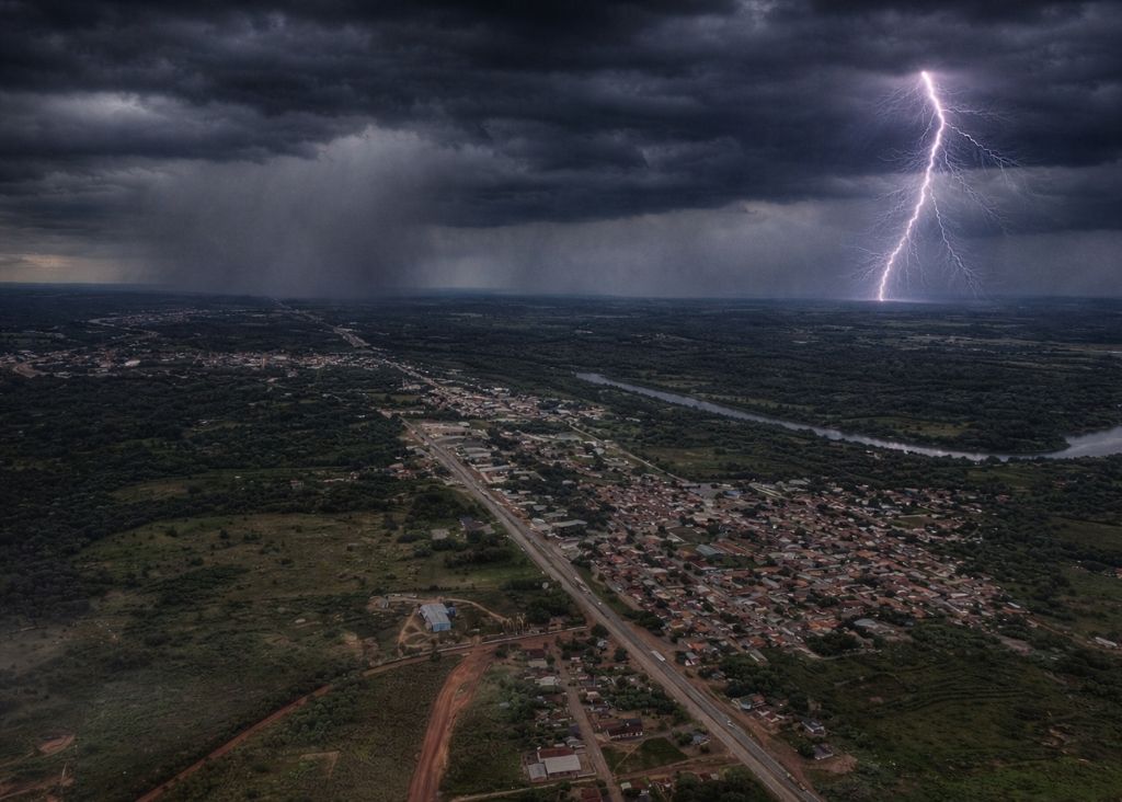 Rosário Oeste terá quinta-feira (19) de tempo instável, com chuva e alerta de perigo para temporais